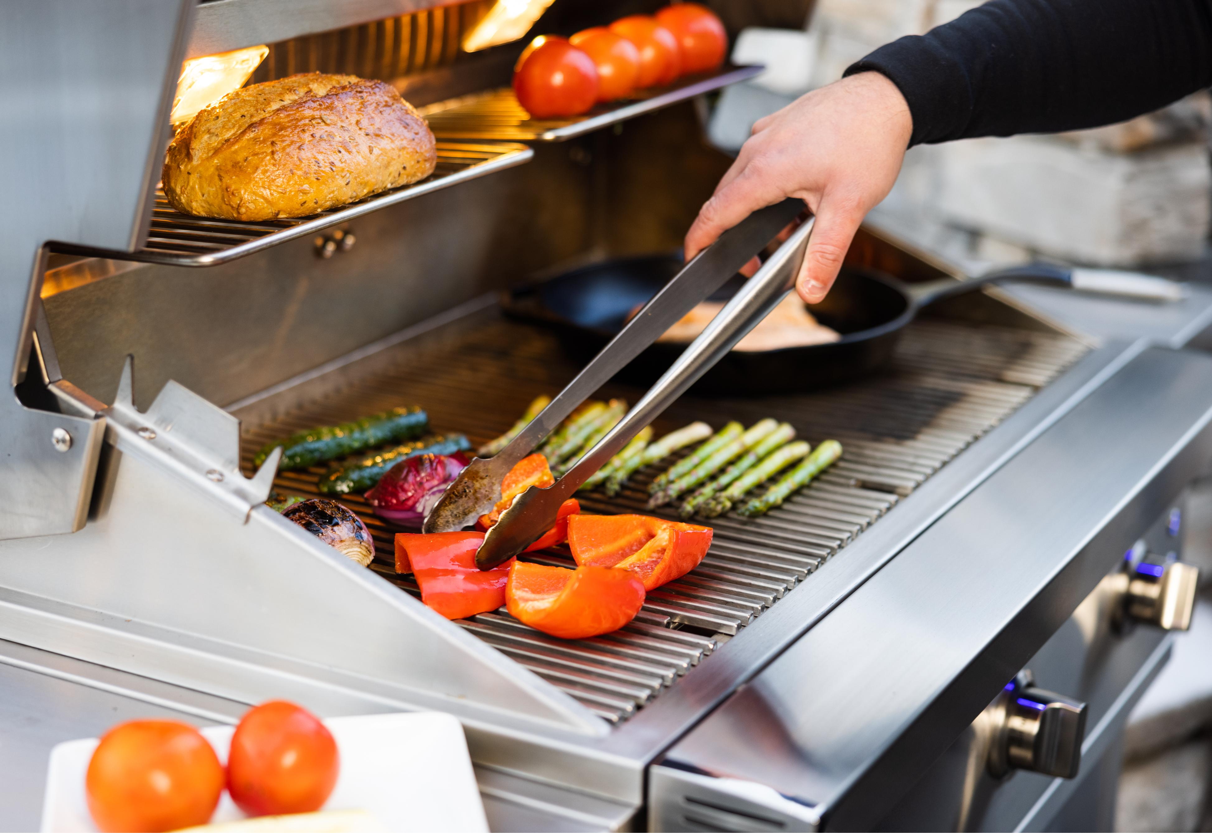 American Made Grills – Atlas 36″ Freestanding Outdoor Grill with Briquette Trays – Stainless Steel