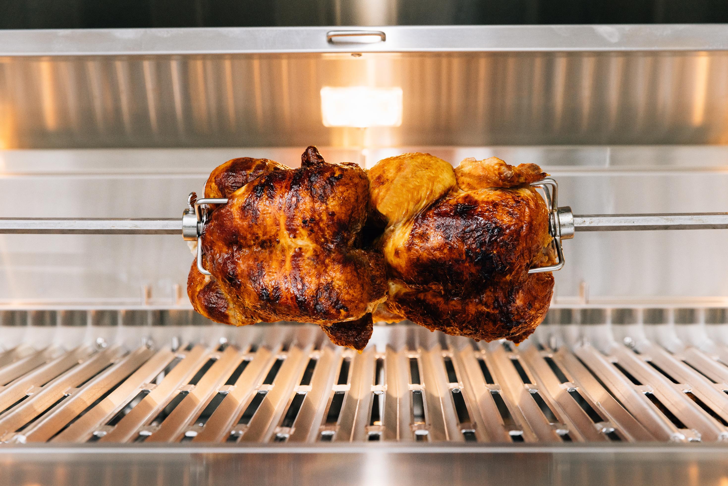American Made Grills – Muscle 36″ Freestanding Hybrid Outdoor Grill – Premium 5-Fuel System