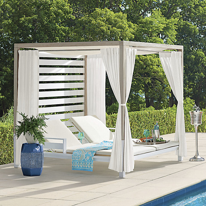 Solmara Resort Daybed with Cushions in Matte White Aluminum